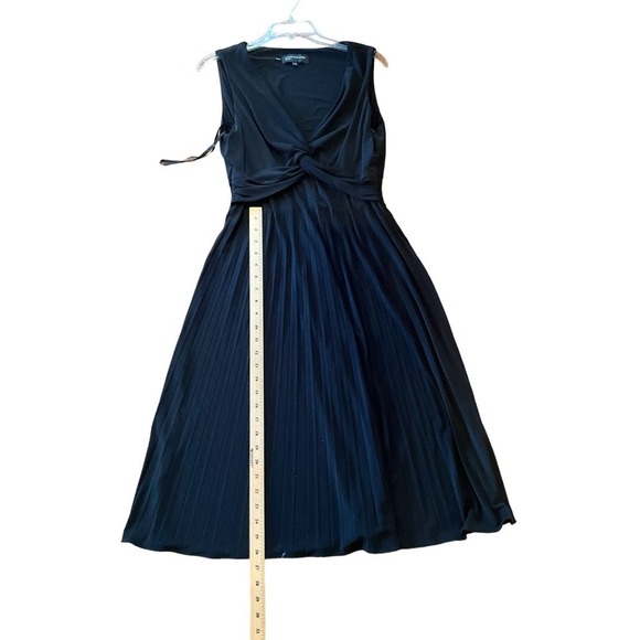 Jones New York Midi Dress Women 10 Black Sleeveless V-Neck Front Twist Pleated - Picture 4 of 6